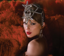 Laranja é o novo preto? Confira nossa seleção para a estética ‘Showgirl’, de Taylor Swift