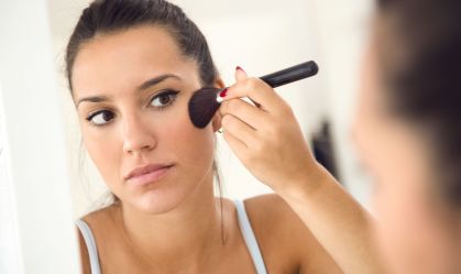 Sun kissed: maquiador explica como conseguir o efeito “queimado de sol”