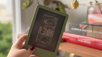 Compactos e práticos, aparelhos são estratégicos para engatar o hábito de leitura